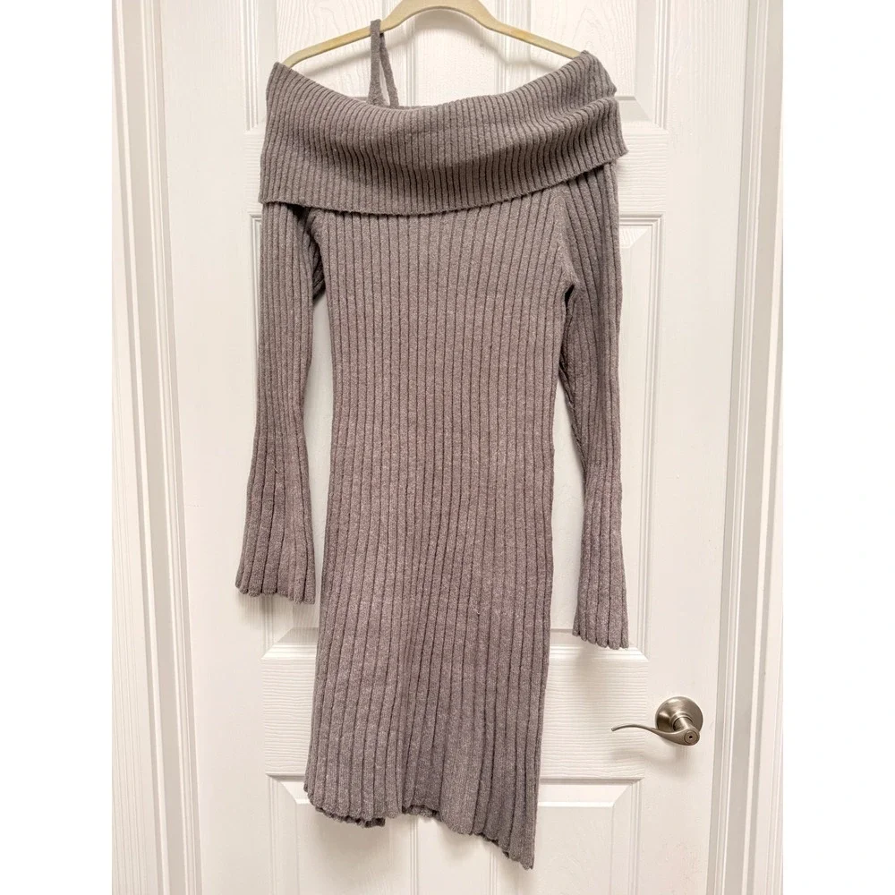 House of Sunny Chunky Rib Dress School Grey Off Shoulder Asymmetrical Sweater 10